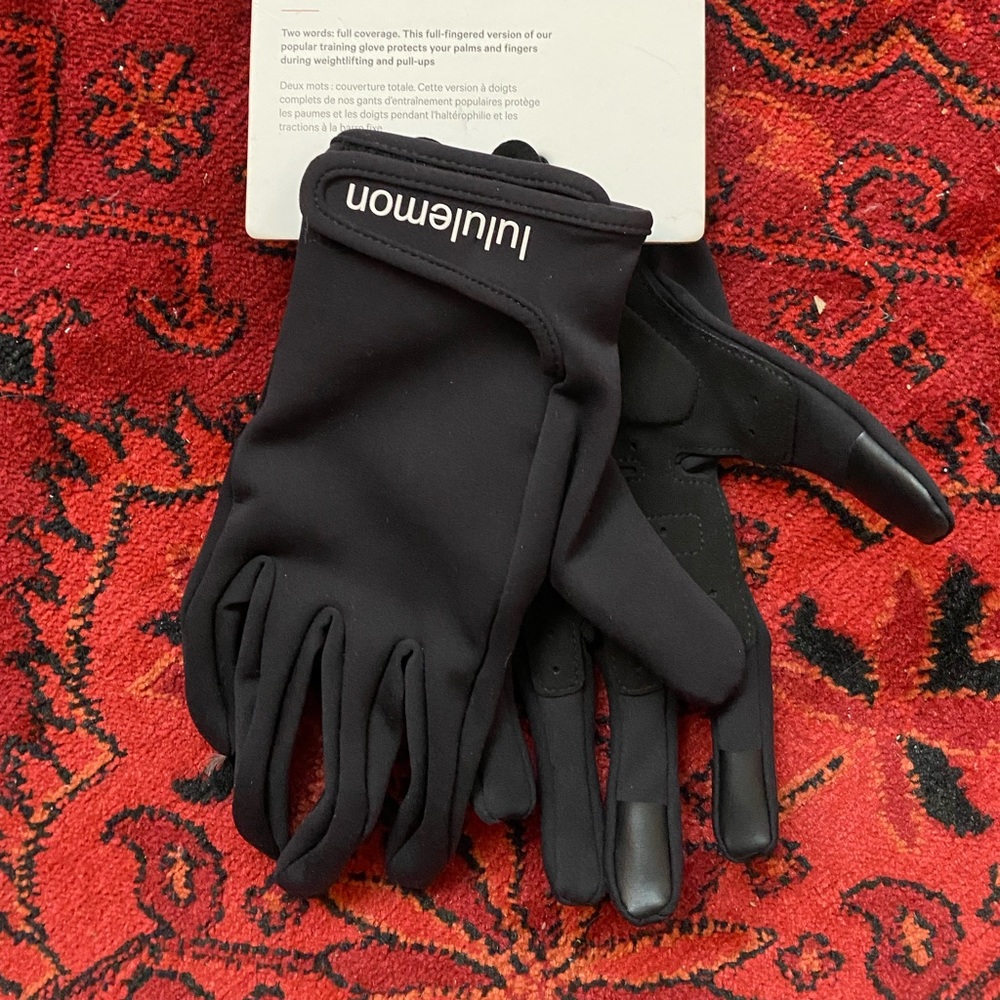 Lululemon training gloves
